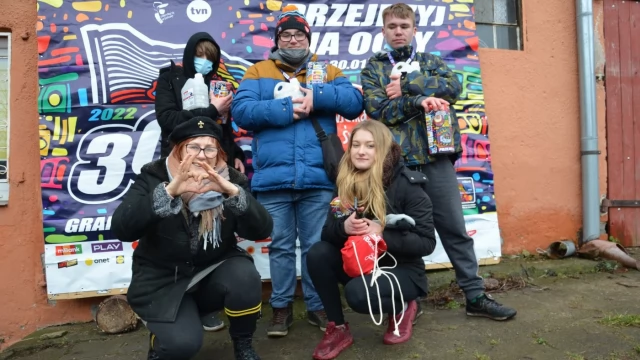 Tczew - Wielka Orkiestra Świątecznej Pomocy gra na ulicach Tczewa