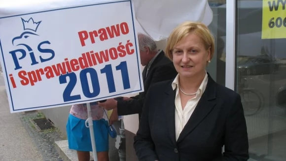 Tczew - Minister Fotyga zbierała podpisy dla matki Jacka Kurskiego