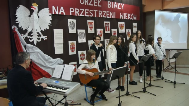 Tczew - "W drodze do niepodległości" z wizytą w Zespole Szkół w Subkowach