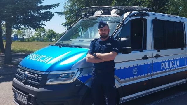 Tczew - Policjanci uratowali seniorkę
