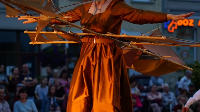 Tczew - Plac Hallera zamienił się w teatr