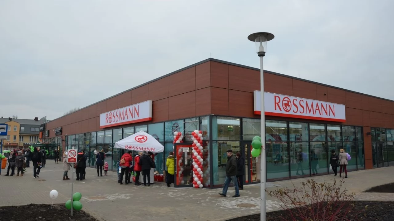 Tczew - Zakończyła się przebudowa minicentrum handlowego na  Suchostrzygach