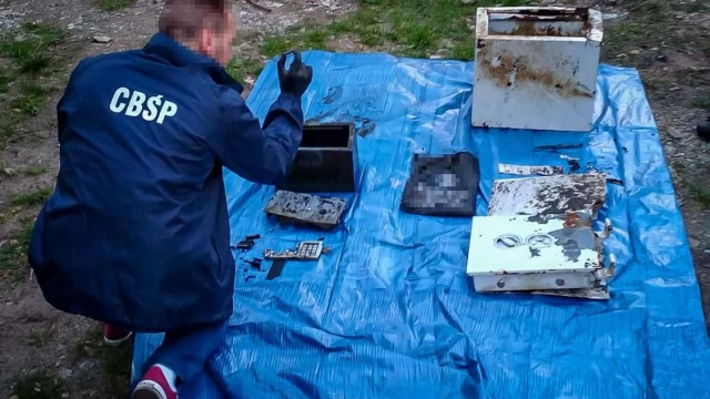 Tczew - Sejf wyłowiony z Wisły. W tle przestępstwa o wartości 11 mln zł