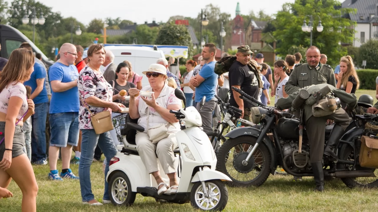 Tczew - Piknik historyczno - militarny na bulwarze