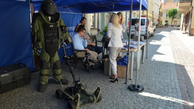 Tczew - Policjanci z całego województwa świętowali w Tczewie