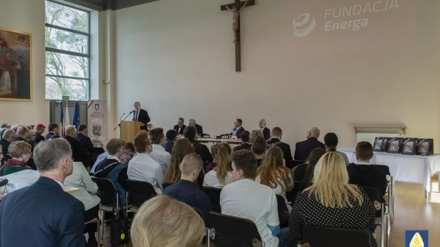 Tczew - Sesja i konferencja na stulecie powrotu Pelplina do Polski