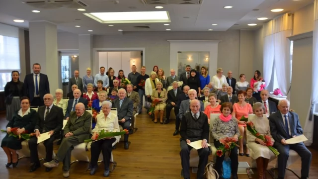 Tczew - Nawet 65 lat razem! W USC świętowały pary małżeńskie