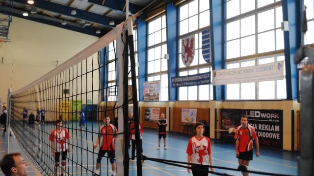 Tczew - Siatkówka. Najlepsi samorządowcy z Gniewa