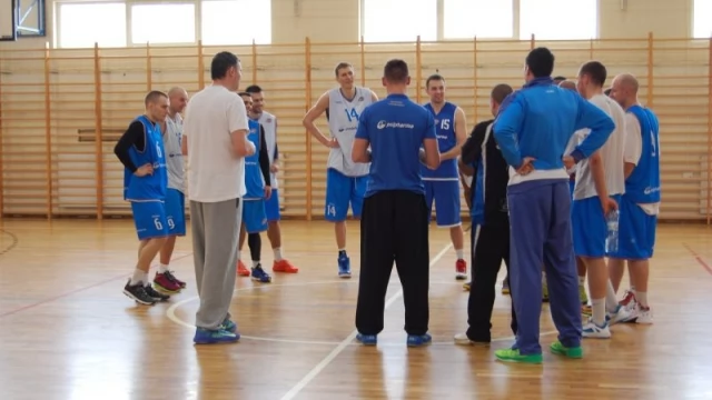 Tczew - Zawodnicy Polpharmy Starogard trenowali w Dąbrówce