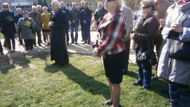 Tczew - Na Suchostrzygach upamiętniono ofiary katastrofy smoleńskiej