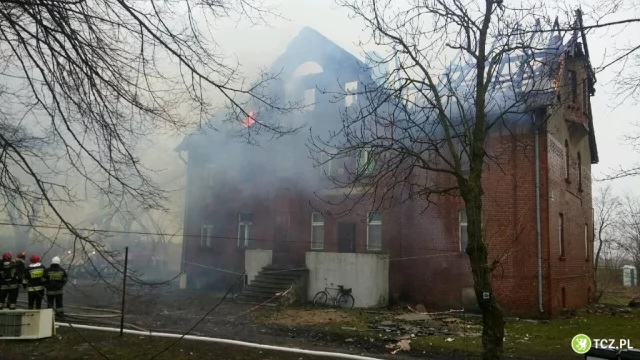 Tczew - Pożar w budynku wielorodzinnym w Międzyłężu