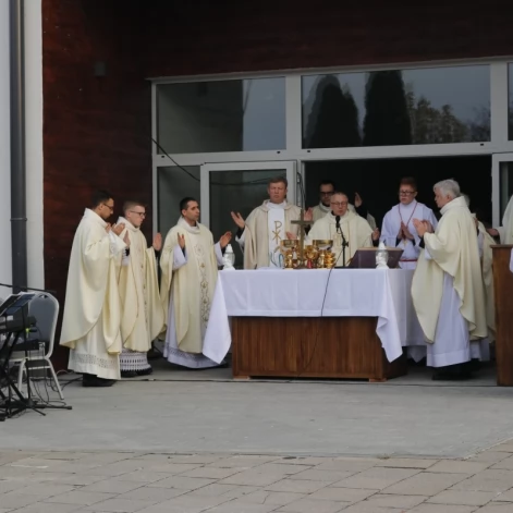 Tczew - Tczewianie tłumnie odwiedzali cmentarze