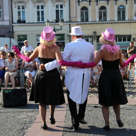 Tczew - "Operetka na WYNOS!" na placu Hallera
