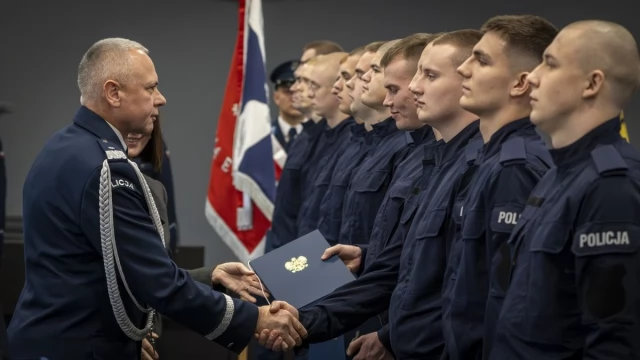 Tczew - Tczewscy policjanci nagrodzeni za bohaterstwo
