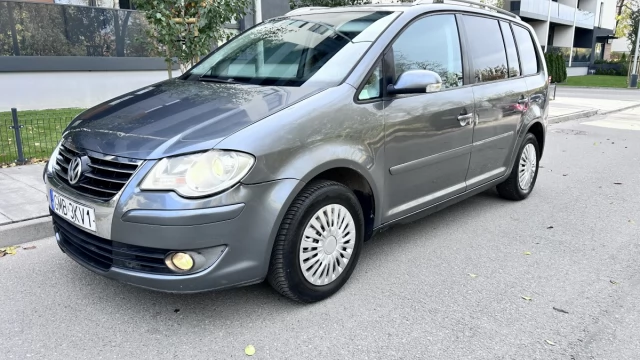 Tczew - Volkswagen Touran 1.9 tdi 7 osobowy