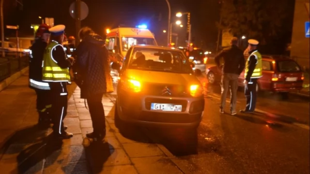 Tczew - Ul. Jedności Narodu. Dziecko pod kołami samochodu