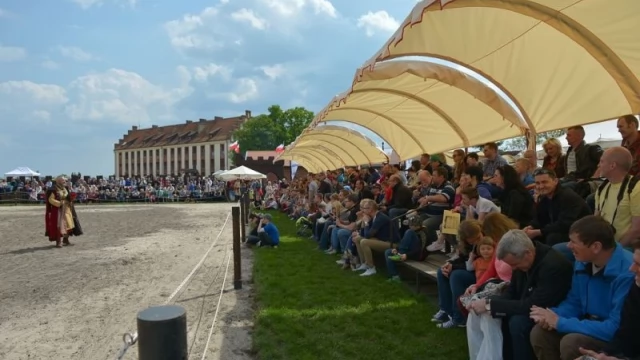 Tczew -  Historyczny Park Rozrywki na zamku w Gniewie otwarty