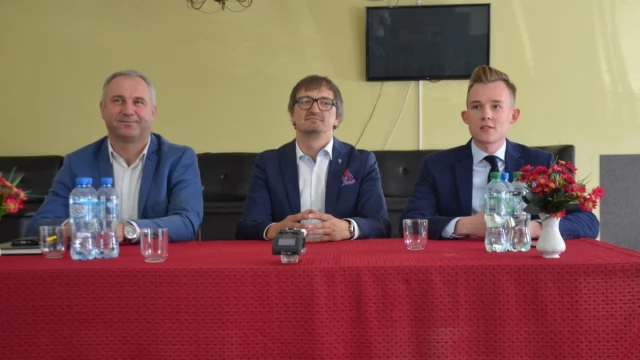 Tczew - Mirosław Chyła powalczy o fotel burmistrza Pelplina. "Mniej PR, więcej działania"