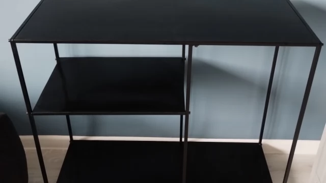 Tczew - Sprzedam regał metalowy czarny, konsola