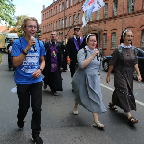 Tczew - Pielgrzymka idzie do Częstochowy. Ze względu na COVID jest inna niż zwykle