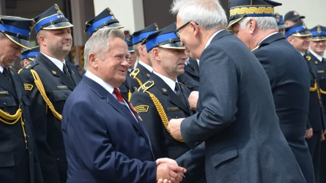Tczew - Dzień Strażaka w Tczewie. Podziękowania za oddaną służbę
