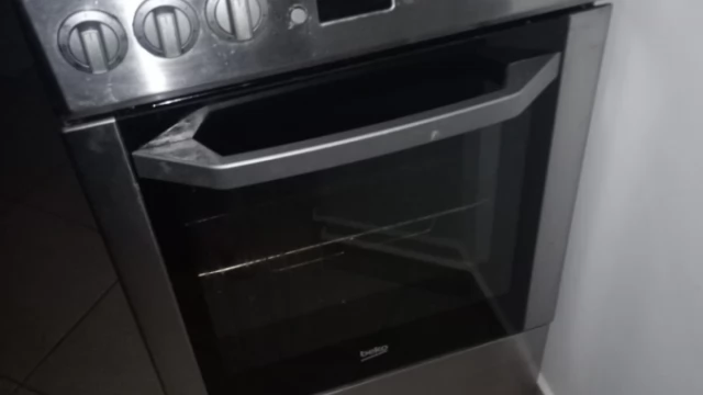 Tczew - Kuchenka elektryczna. Płyta ceramiczna 100zl