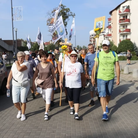 Tczew - Tczewska pielgrzymka wyruszyła na Jasną Górę