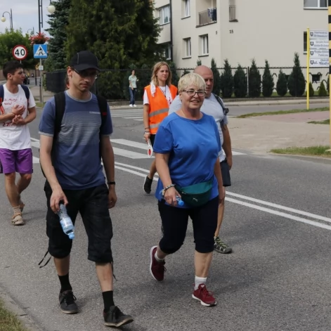 Tczew - Tczewska pielgrzymka wyruszyła na Jasną Górę