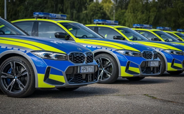 Tczew - BMW z sześciocylindrowym silnikiem w rękach tczewskich policjantów