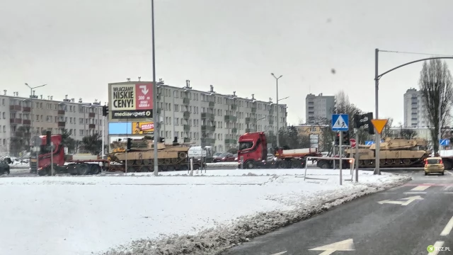 Tczew - Czołgi na skrzyżowaniu w Tczewie