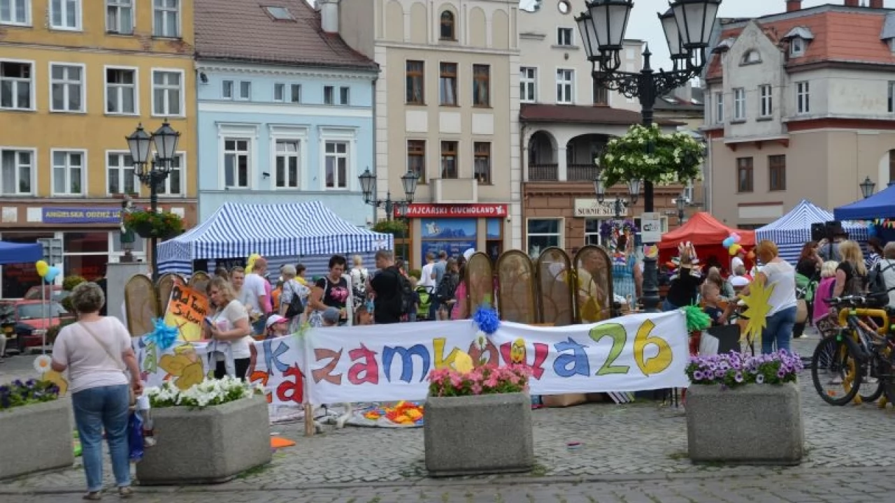 Tczew - Dziki Zachód na placu Hallera - kolejna edycja Święta Ulicy 