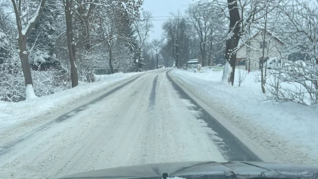 Tczew - Nieodśnieżony odcinek drogi powiatowej Czatkowy
