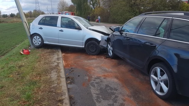 Tczew - Dwie osoby poszkodowane w wypadku na Malinowskiej