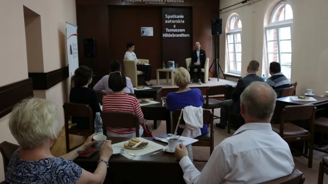 Tczew - Tomasz Hildebrandt z najnowszą książką "Wymiary mroku"