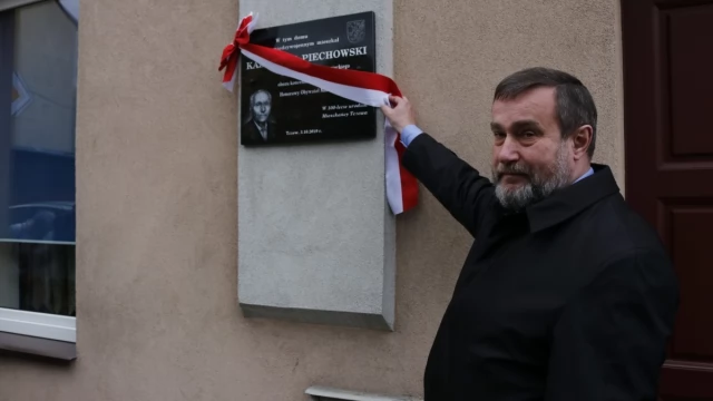 Tczew - Kazimierz Piechowski upamiętniony w setną rocznicę urodzin