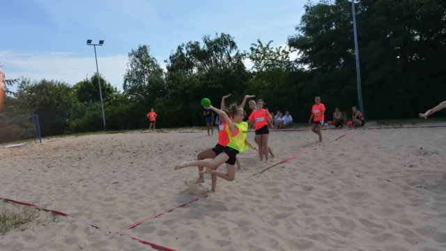 Tczew - Letni Turniej w Piłce Ręcznej Plażowej