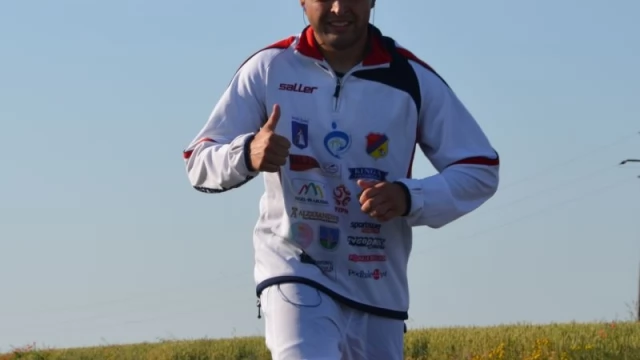 Tczew - Biegnie z Zakopanego do Gdańska - 643 kilometry trasy dla chorej Ani