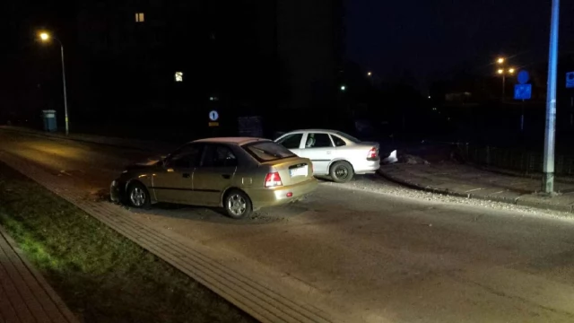 Tczew - Wypadek na Jagiełły. Dwie osoby ranne