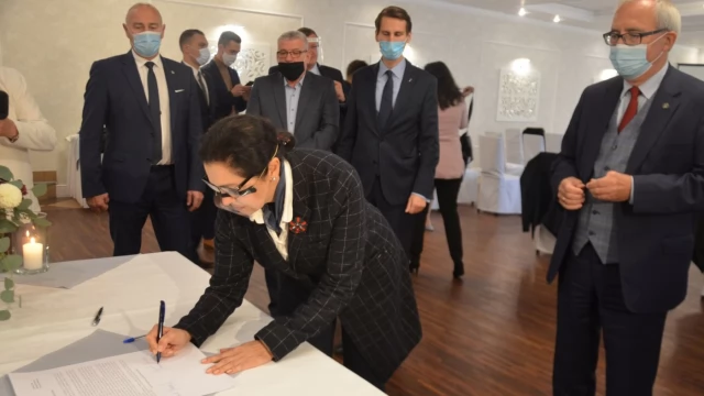 Tczew - W urodziny Mostu Tczewskiego parlamentarzyści deklarują współpracę. Ponad podziałami