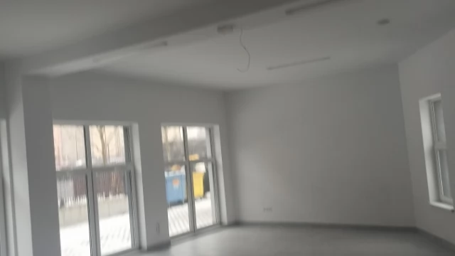 Tczew - Wynajmę lokal usługowy, budynek obok Sądu