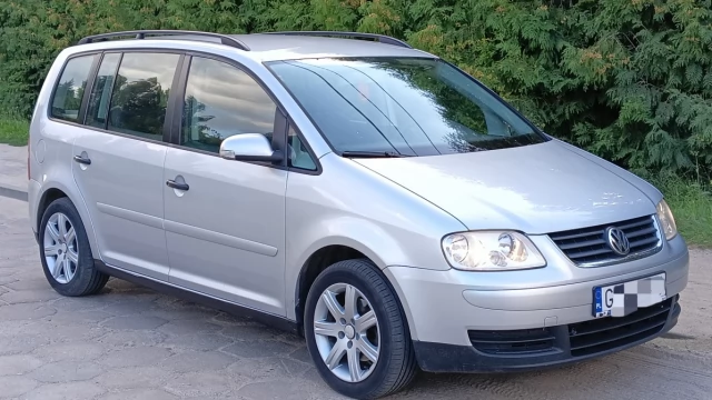 Tczew - VW Touran 1.9 TDI 105 Koni Climatronic ISOFIX 2006