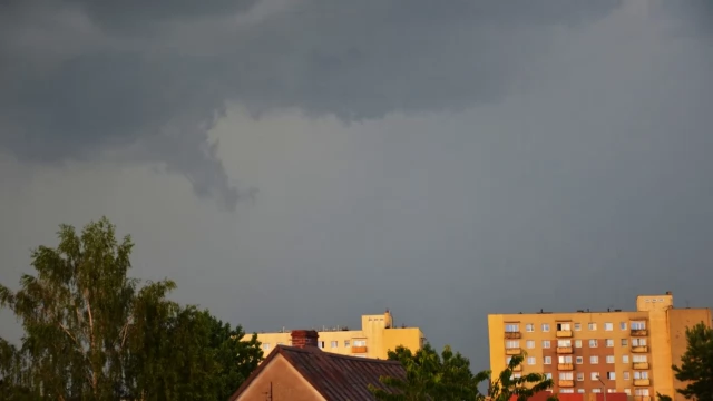 Tczew - Synoptycy ostrzegają przed burzami z gradem