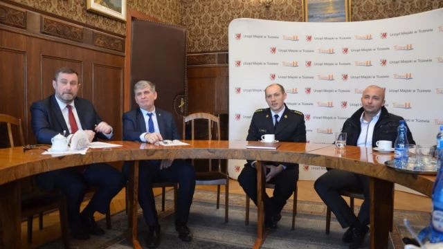 Tczew - Zobaczył ranną w wypadku, zatrzymał się i pomógł, gdy inni bezczynnie stali