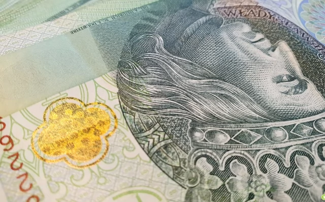 Tczew - Kończy się czas na 300 plus. ZUS czeka na Twój wniosek