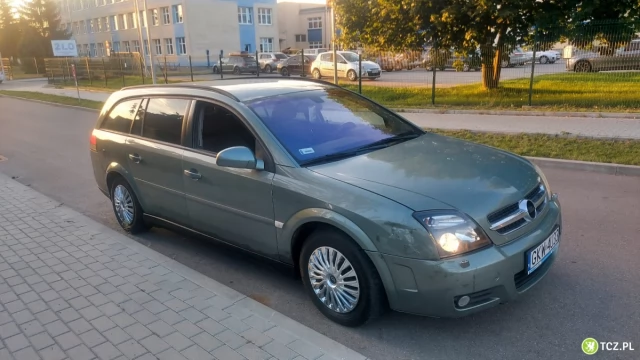 Tczew - Opel Vectra Kombi 2005