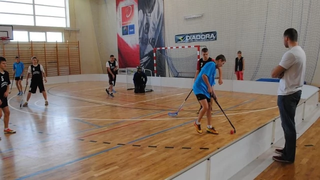 Tczew - Unihokej. Gimnazjum z Rudna najlepsze