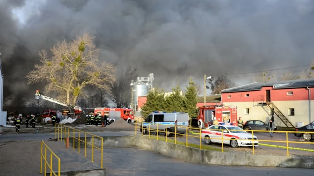 Tczew - Poważny pożar w Zajączkowie Tczewskim. Kilkanaście zastępów straży na miejscu