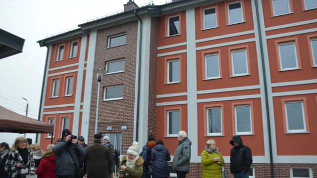 Tczew - Os. Zatorze. 36 rodzin odebrało klucze do nowych mieszkań