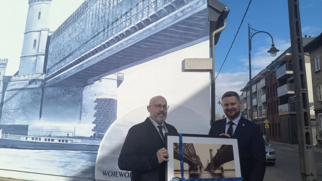 Tczew - Antysmogowy mural - oficjalna prezentacja za nami