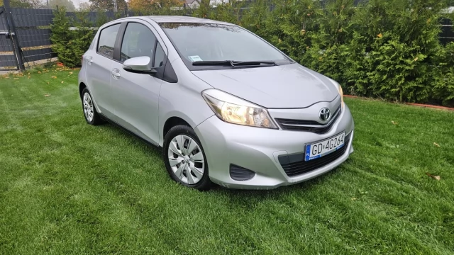 Tczew - Toyota Yaris 2012 rok 1.4 diesel z klimatyzacja
